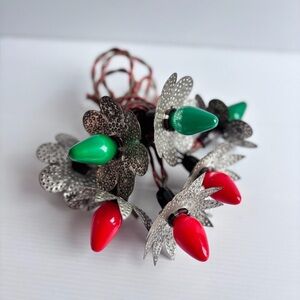 Vintage Christmas Lights 110" Red Green Bulbs w/ Metal Reflector Flowers Working